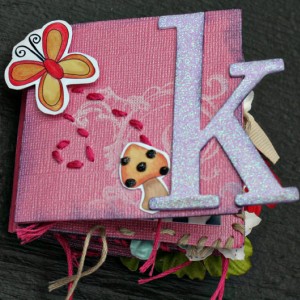 Courage mini book