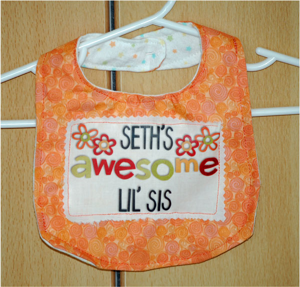 Awesome Lil' Sis Bib