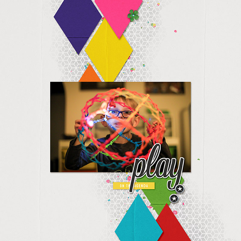MOC9-20_Lens_Play